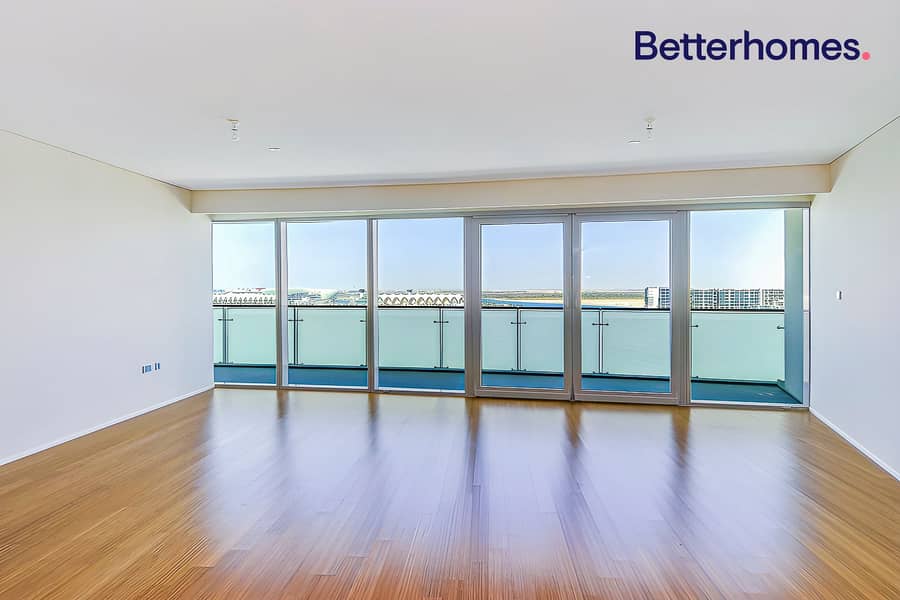 Superb Apartment | Open sea view | Unfurnished