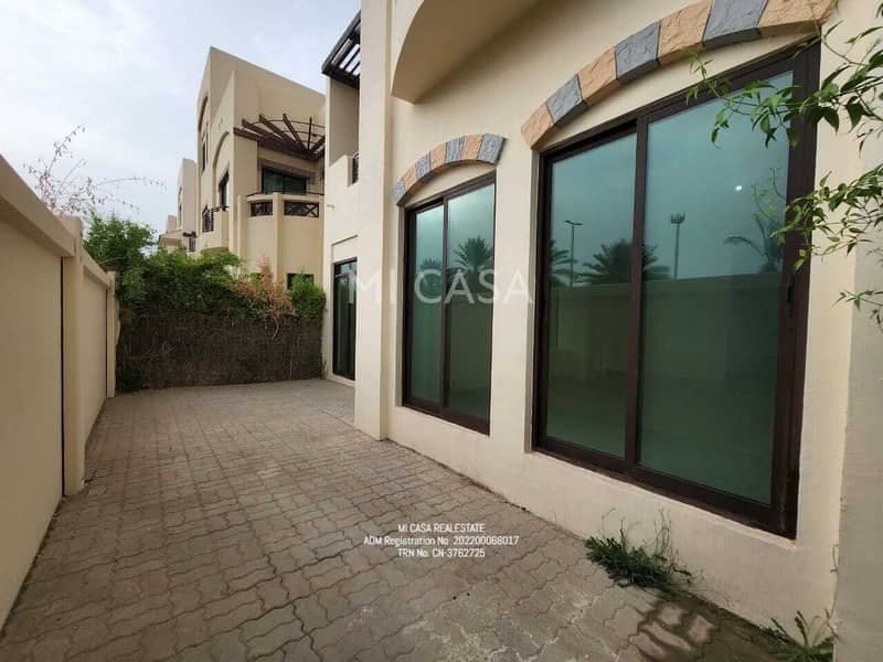 位于阿尔哈立迪耶，卡利迪亚村 5 卧室的别墅 165000 AED - 6119247