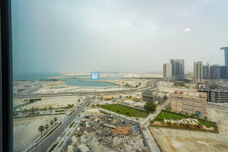 1 Bedroom Apartment for Sale in Al Reem Island, Abu Dhabi - Cracking Deal | Picturesque Full Sea View | Vacant
