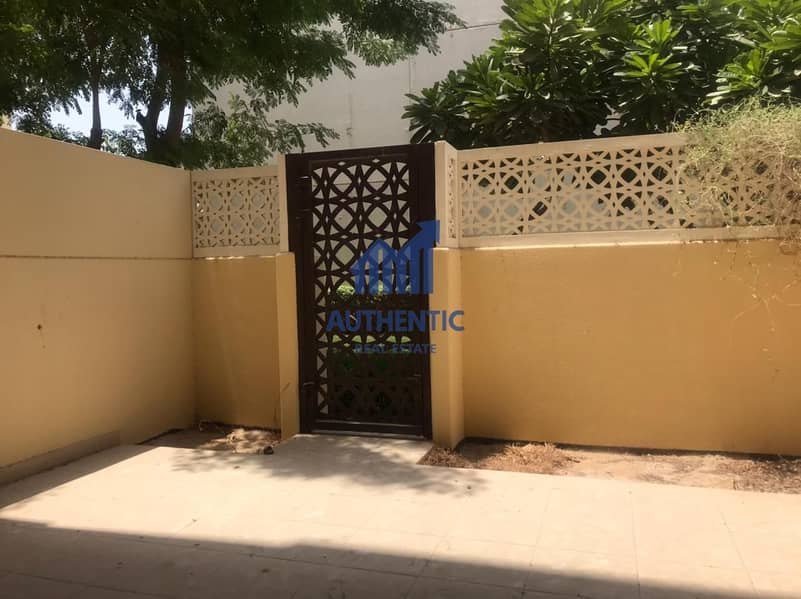 位于迪拜海滨区，巴德拉社区 3 卧室的联排别墅 81000 AED - 5933223