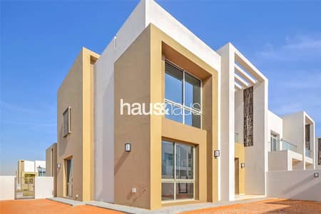 Exclusive | Upgraded | Great Location | 4 Bed + M
