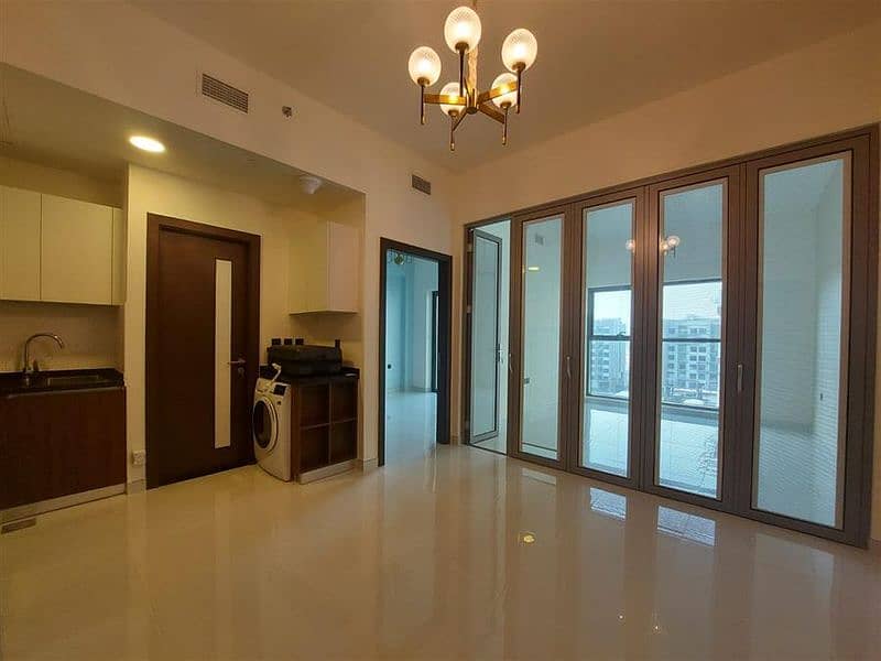 Multiple Chqs Option!!Vibrant Look | 1 BHK | With Appliances