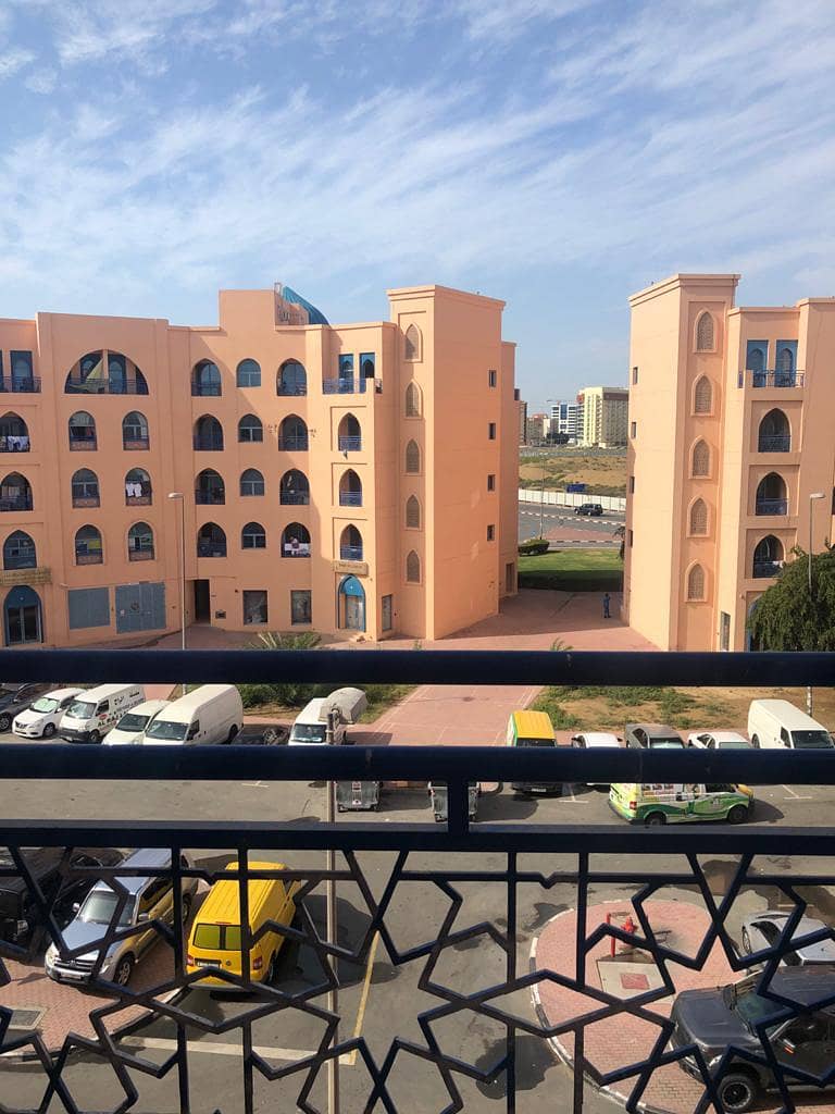 VACANT 1BHK WITHOUT BALCONY PERSIA HOT OFFER 305K