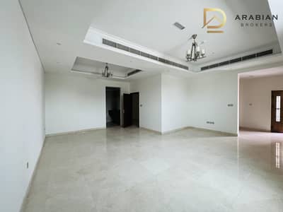 5 Bedroom Villa for Rent in Jumeirah, Dubai - Independent | Road Facing | Prime Location