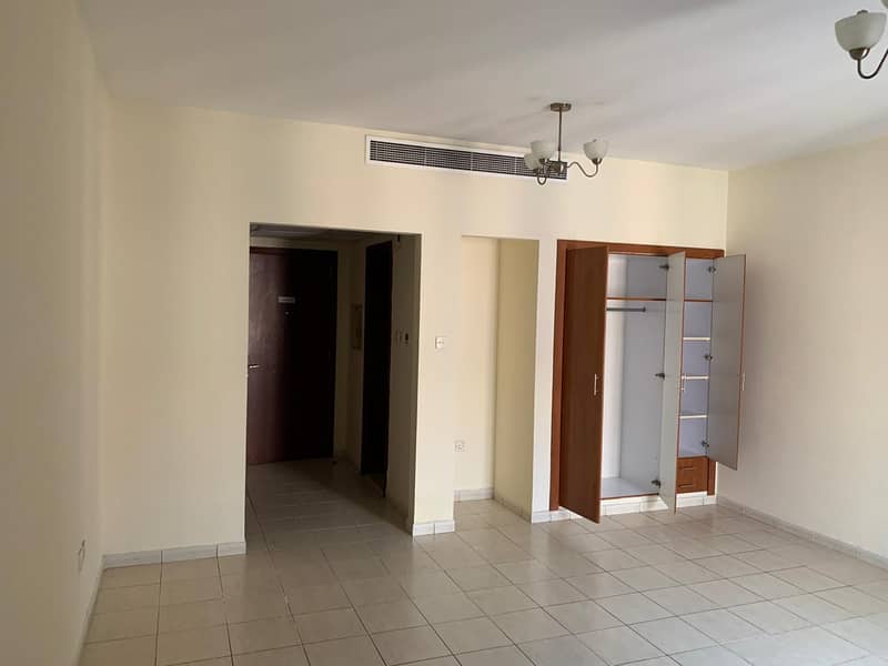 Studio Available For Rent france Cluster International City