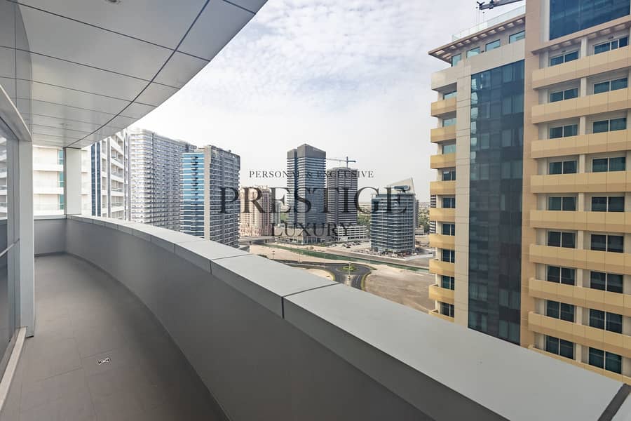 شقة في الجسر،مدينة دبي الرياضية 2 غرف 640000 درهم - 5743903