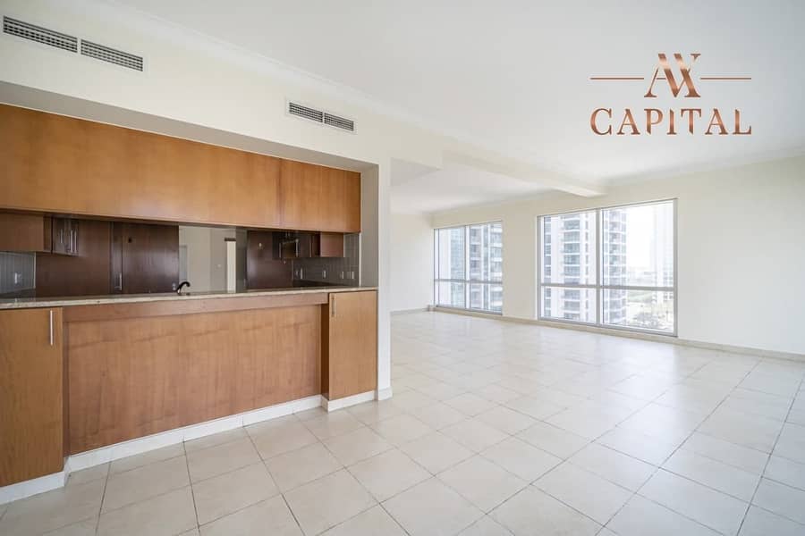Infinity Pool and Golf Course View | Corner Unit