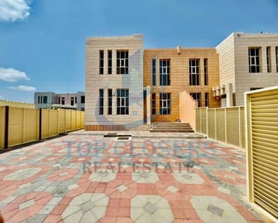 3 Bedroom Villa for Rent in Al Masoudi, Al Ain - Amazing Semi-detached| Private Yard| Must See