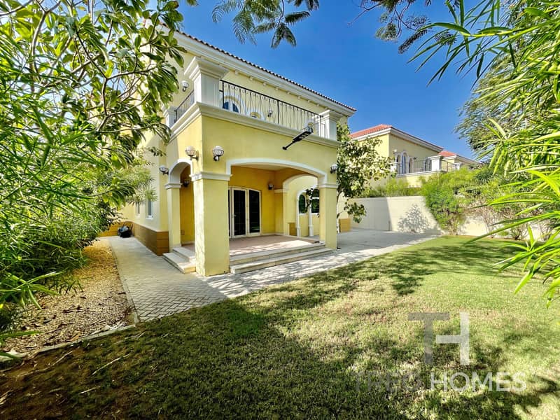 Вилла в Джумейра Парк，Легаси, 3 cпальни, 4449000 AED - 6130166