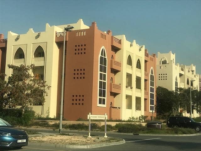 مبنى سكني في ایوان ریزیدنس،مجمع دبي للاستثمار 12 غرف 625000 درهم - 6130245