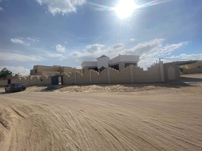 Вилла в Аль Гараиен，Аль Гхарайен 1, 5 спален, 2100000 AED - 6130388