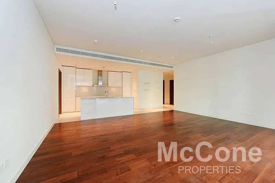 Exclusive | Spacious | Wooden Floors