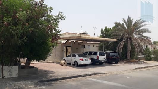 6 Bedroom Villa for Sale in Al Rashidiya, Dubai - Single Floor House For Sale On Main Road