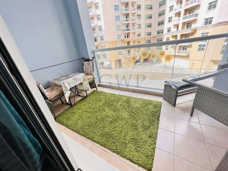 Vacant One Bedroom + Huge Balcony - Fully Furnished