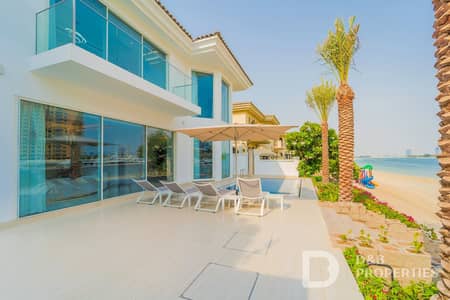 6 Bedroom Villa for Rent in Palm Jumeirah, Dubai - Amazing Beach View | Elegant Room | Furnished