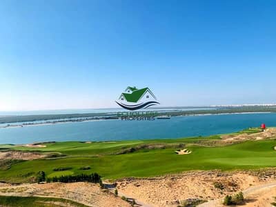 2 Bedroom Flat for Sale in Yas Island, Abu Dhabi - Classic Golf & Sea View 2BR (1 Year HM & PM Free)