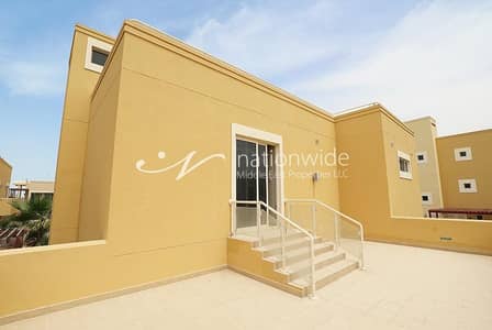 4 Bedroom Villa for Rent in Al Raha Gardens, Abu Dhabi - Live In This Type A Villa with Spacious Garden