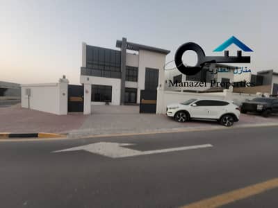4 Bedroom Villa for Rent in Al Raqaib, Ajman - For rent a villa in Al Raqaib area, the first inhabitant of the corner of two straight streets, a very excellent location and close to the main Sheikh