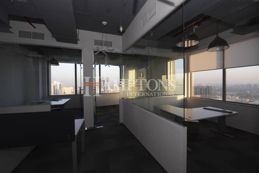 Fitted office unit in TECOM FZ for Rent