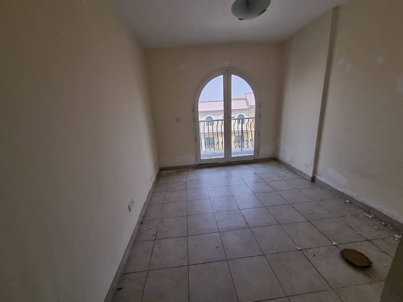 One bedroom with balcony for rent 30k