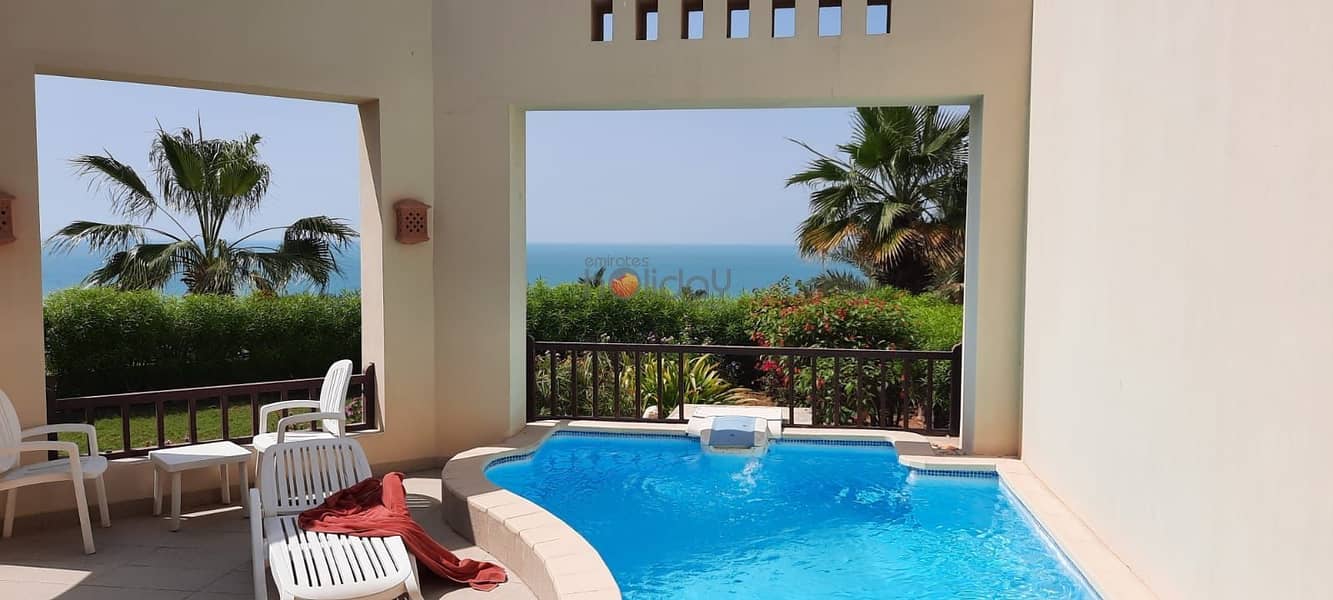 5* Resort Living - Private Pool - Sea Views