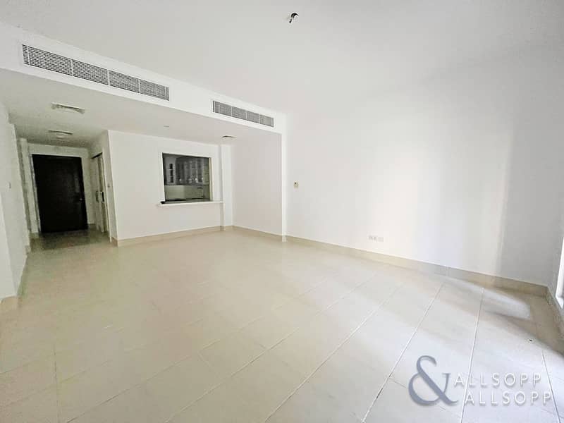 Upgraded | 2 Bedrooms + Study | Exclusive