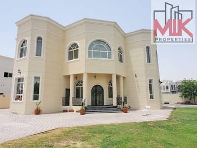 فیلا 5 غرف نوم للايجار في ند الشبا، دبي - فیلا في ند الشبا 4 ند الشبا 5 غرف 230000 درهم - 6059233