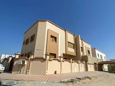 Two storey villa for rent in Rawda