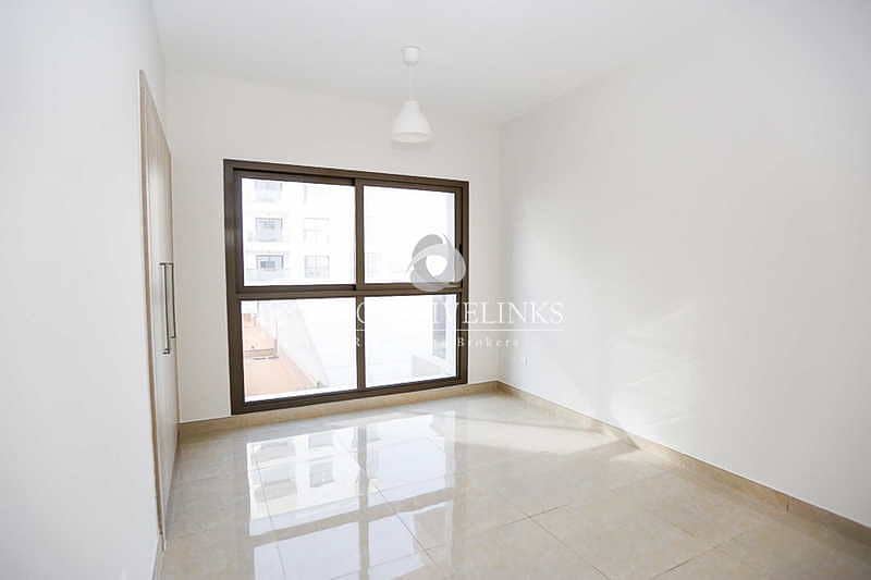 Modern 2 bed  | Pool and Garden Views | Managed