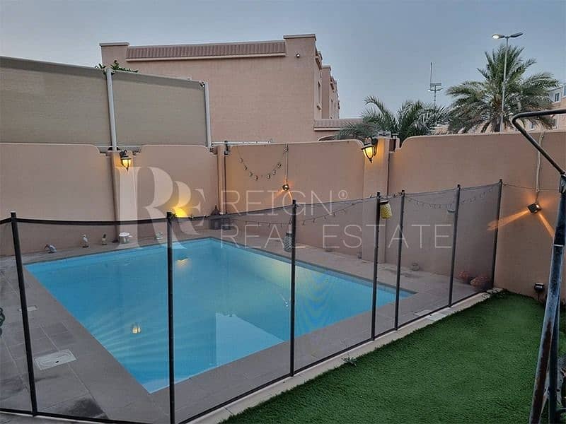 5 Bedroom Modified villa w/ Pvt Swimming Pool