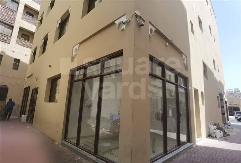 Brand New Building to Rent, 1 Star Hotel in Naif.