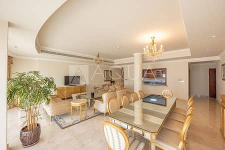 4 Bedroom Penthouse for Sale in Palm Jumeirah, Dubai - Private Jacuzzi | Fully Furnished | Sea Views