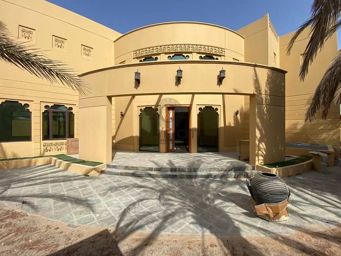 AMAZING 6BR MAIDS PVT POOL GARDEN INDEPENDENT VILLA IN JUMEIRAH 1