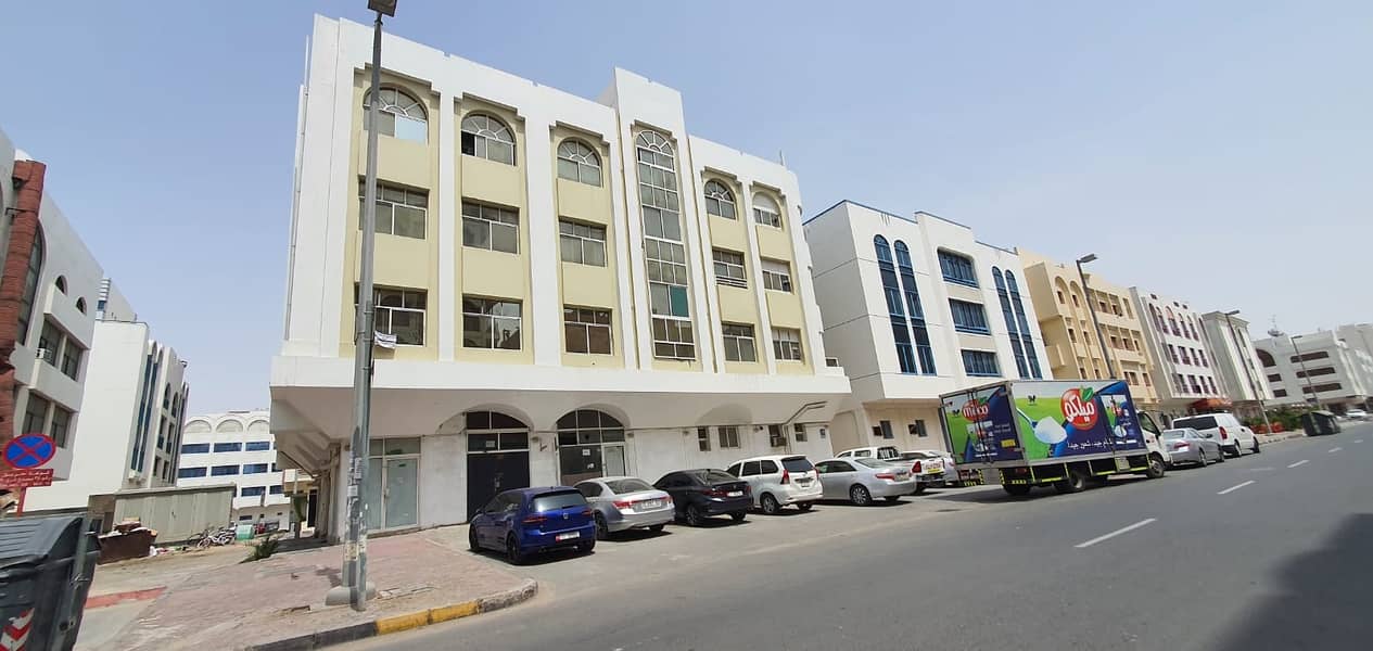 For sale |  Great deal |  Commercial building | Business center