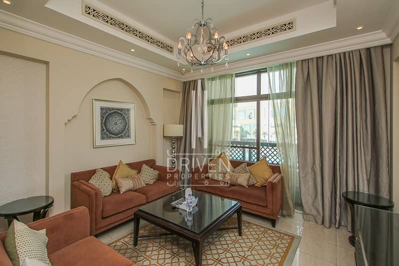 Large Furnished 1 Bedroom Fountain Views