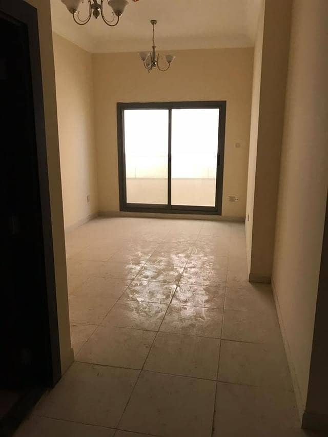 HOT DEAL READY TO MOVE 1 BHK FOR SALE IN EMIRATES CITY WITH PARKING WITH BALCONY & RENTED