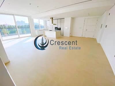 Luxurious and Spacious 2 Bedroom Apartment with  Greenery View