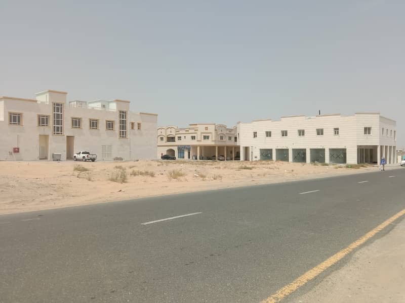 Selling residential and commercial land in Al-Hoshi area  the price shot on the street, permit G+1,