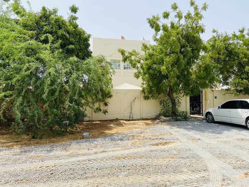 For sale two floors.  villa in Sharjah, Al Qarayen area 2