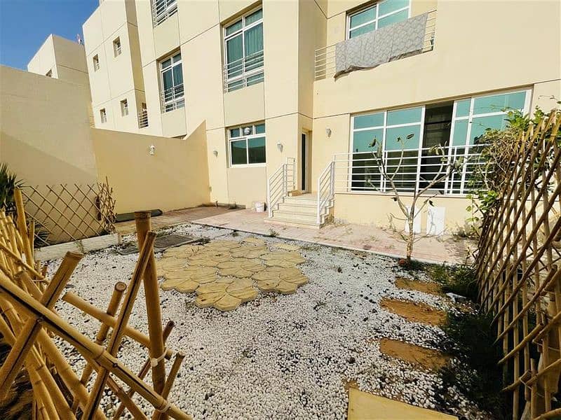 Квартира в Халифа Сити, 1 спальня, 5000 AED - 6073579