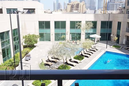 Huge Studio with Balcony and Khalifa view Huge Studio with Balcony and Khalifa view