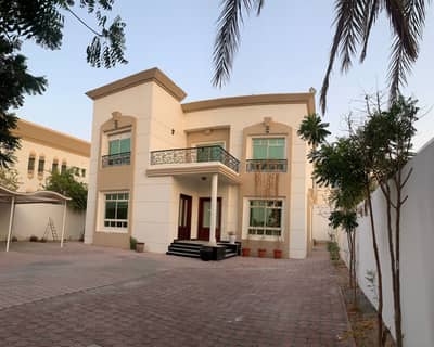 LUXURY VILLA FOR RENT IN MUHAISNAH FIRST ( 5 bed+hall+living )