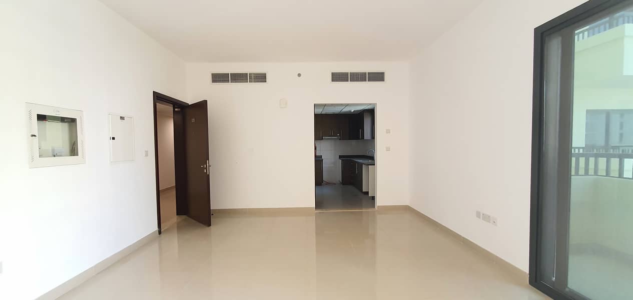 Spacious and very nice brand new studio with all facilities in Arjan Area and only rent 32k in 4 cheques payment