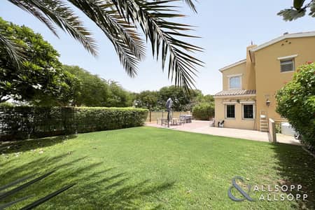 3 Bedroom Villa for Sale in Arabian Ranches, Dubai - Exclusive | Backing The Pool | Big Plot