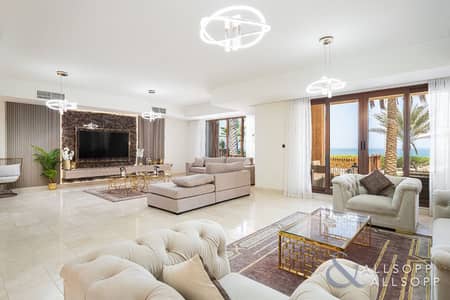 6 Bedroom Villa for Rent in Palm Jumeirah, Dubai - 6 Beds | Furnished l Sea View | Upgraded
