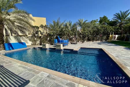 5 Bedroom Villa for Rent in The Meadows, Dubai - Fully Upgraded | Huge Plot | Private Pool