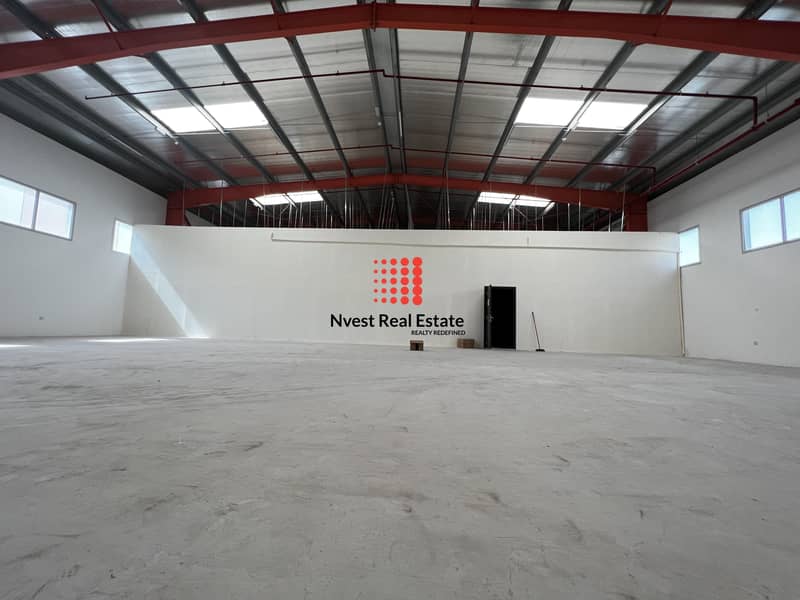 Freehold-Ready Warehouse-32000 sqft Next to Dubai Textile City