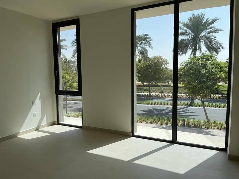 Spacious villa | Golf & Pool View | Available from 20th Feb 2023