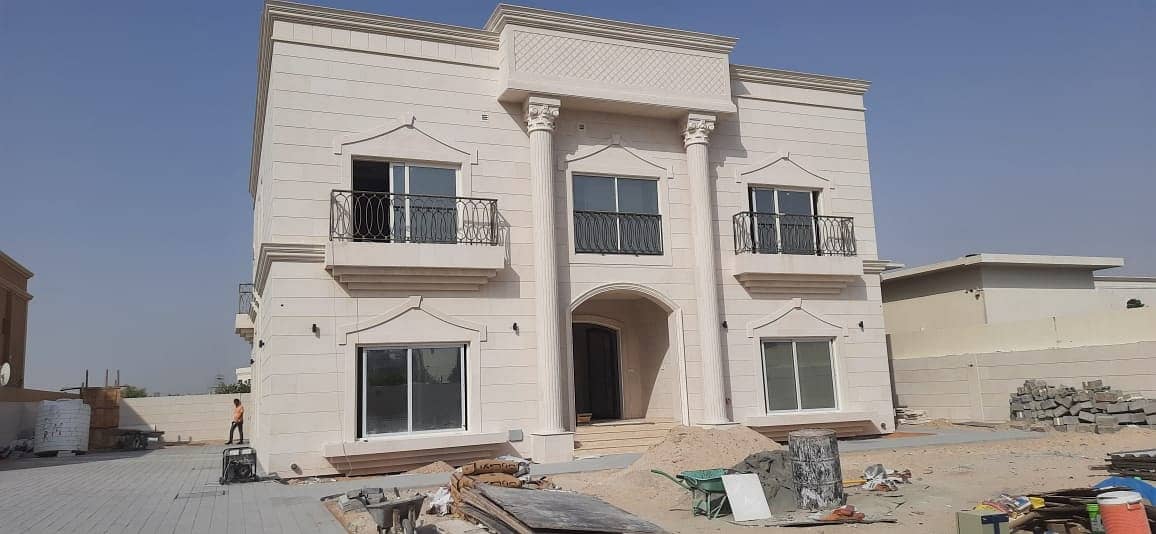 Graet Deal. . !! Brand new 5 Bedroom Villa suitable for Nursery in Nad Al Sheba. . . !!