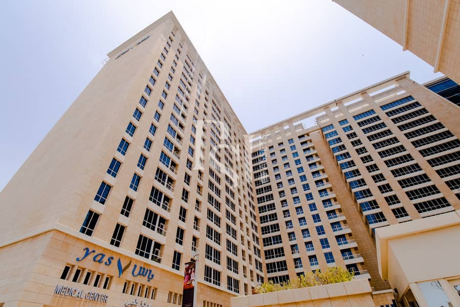 مکتب في فندق دوسيت تاني ابوظبي شارع المرور المرور 165864 درهم - 6176455